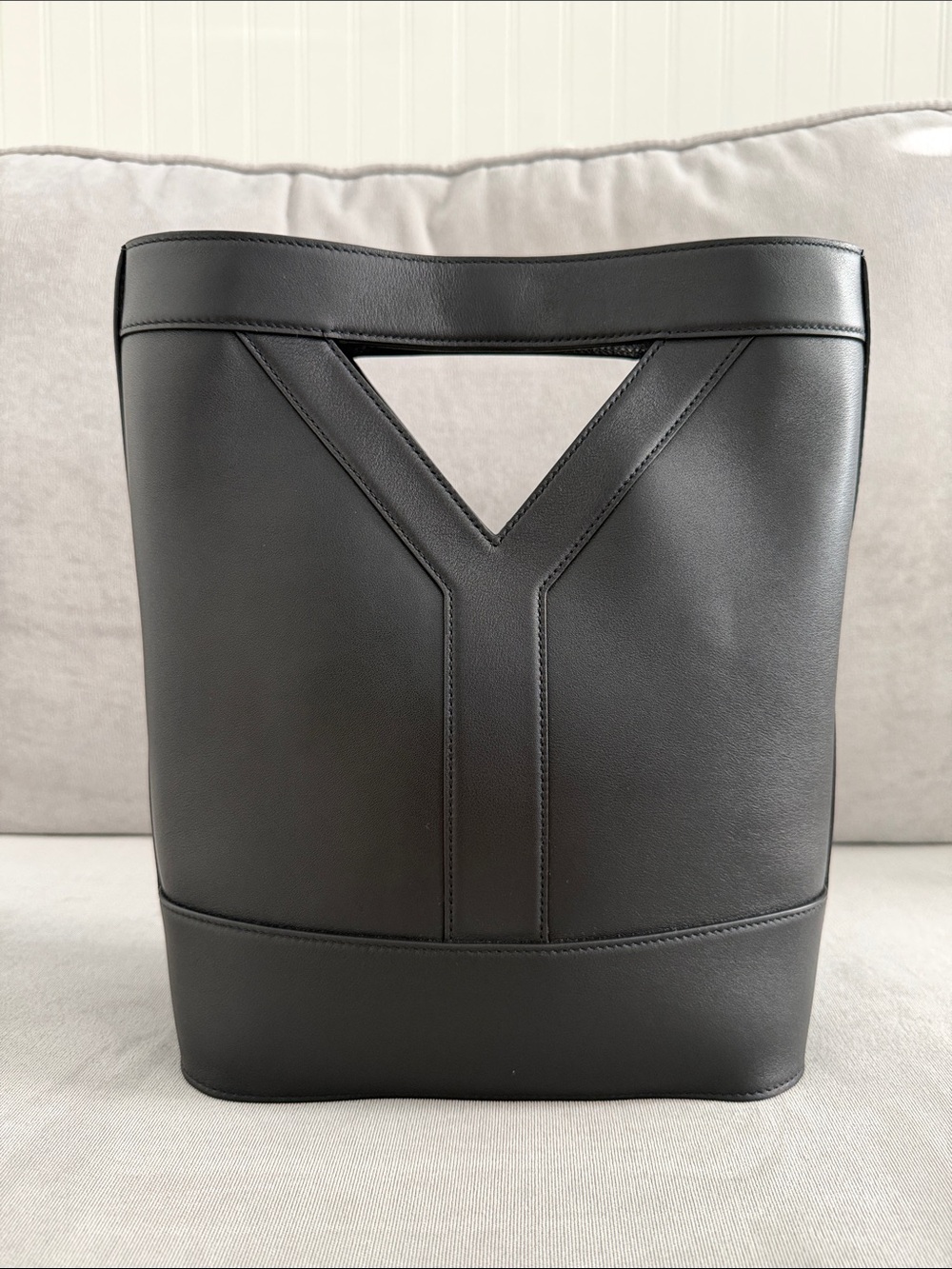 Saint Laurent Small Y Bucket Tote